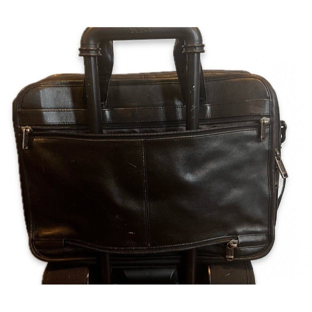 Vintage Tumi Leather Briefcase 96130D4 Messenger Bag 90s Executive Career Wear - Picture 2 of 16